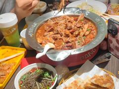 -胖哥俩肉蟹煲(石家庄长安万达店)