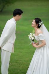 -雪中彩影婚纱摄影·微光艺术中心