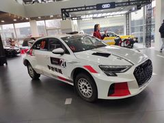 -金港秋名山·双层卡丁车场