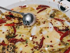 -江渔儿酸菜鱼(奥园广场金发购物中心店)