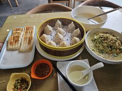 -乔家小院•本地小海鲜•非遗驴肉(万年泉路店)