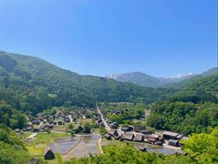 -白川乡与五箇山的合掌构造村落