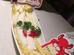 箭笋-海底捞火锅鲜切牛肉主题店(长寿路店)