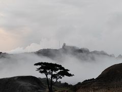 -黄山光明顶山庄