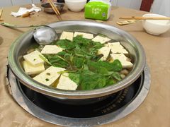 -黑竹沟新场牛肉火锅