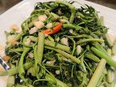 -The Dishes Seafood & Restaurant