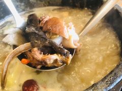 -鲁朗纳麦石锅鸡庄园