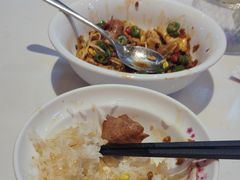 -渝是乎川渝小炒(新世界百货望京店)