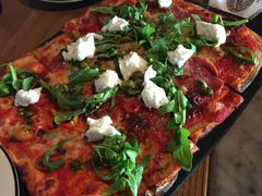 -Pizza Express(机场T1店)
