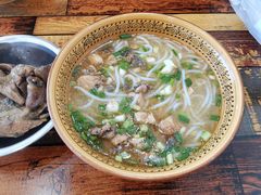 -正宗李家土鸡米线店