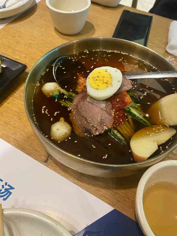 大同江冷面(绿园吾悦广场店)-"[薄荷]环境:环境小资韩风,挺适合工作.