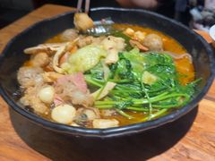 -万记麻辣烫国展总店