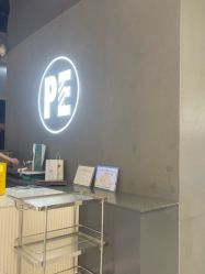 -PE SALON