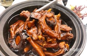 Braised Abalone with Goose Feet