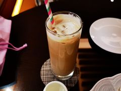 -广州中心皇冠假日酒店·汇点大堂吧