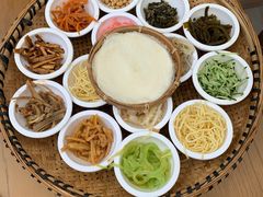 -包整·丝娃娃(一览甲秀楼风景店)