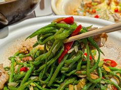 -炆艺乳鸽·煲仔饭大排档(望京来广营店)