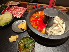 -晓宇重庆火锅(西安荟聚店)
