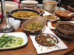 -有红鸡毛店·川菜(建设路店)