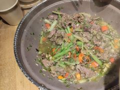 猫儿山的小黄牛-吃饭皇帝大(解放西路店)