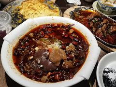 -东口码头·烧鸽子·鱼头泡饼·地方菜(金鹰悦城店)