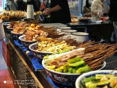 自助取餐区-八一好吃街·高品美食广场