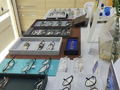 -视野联行眼镜·蔡司·尼康战略合作店(城西银泰店)