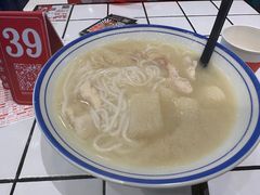 -肥汁米蘭香港米线(长宁来福士店)