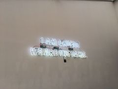 -UNI UNI(环亚凯瑟琳店)