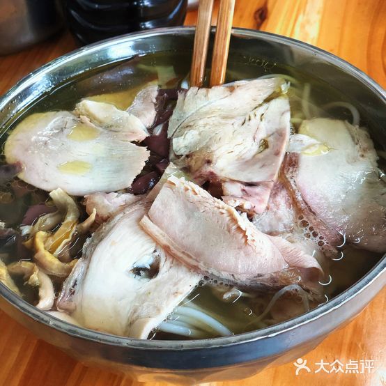 大进云南鹅肉粉馆(万博桥头店)