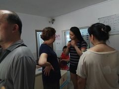 -小海豚国际游泳培训(长宁龙之梦酒店)