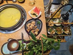 -一朵菌·野生菌探索家火锅(南亚店)