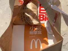 -麦当劳(杨林得来速店)