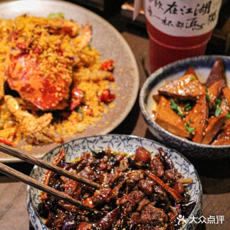 杭州‼️只有这家沉浸式餐酒馆才能让我心甘情愿掏钱~