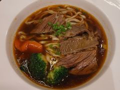 -康师傅私房牛肉面(马泉营奥莱店)