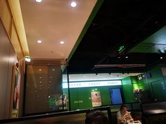 大堂-煲大王猪肚鸡·椰子鸡火锅(红谷滩万达店)