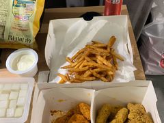 -BHC炸鸡(明洞总店)