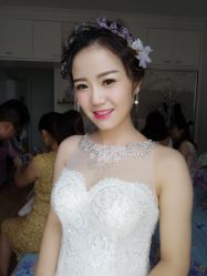 点击看大图 -艾米丽婚纱礼服