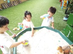 -英伦凯贝国际婴幼儿托育中心(雍湖湾店)