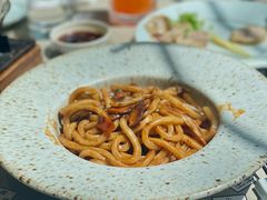 -穹六人间 people 6(岳阳路店)