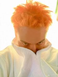 -变画·发型STUDIO