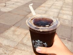 -星巴克(西安曲江银泰店)