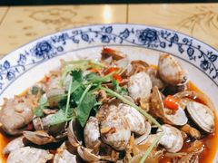 -琥珀老六龙虾(四里河店)