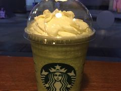 -星巴克(广州正佳广场4层店)