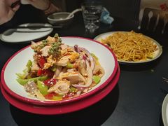 -麻六记(凤凰汇店)