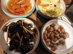 -明洞阿姨·韩式酱蟹烤肉·创意料理(三元桥店)