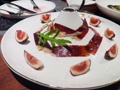 -MONICH牛排融合餐厅(和义大道购物中心店)