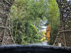 -中华郡温泉