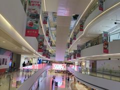 -LuOne凯德晶萃广场(徐家汇路店)