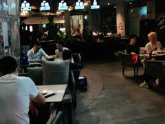 -何师烧烤·香辣蟹·川菜·30年老品牌(太古里旗舰店)